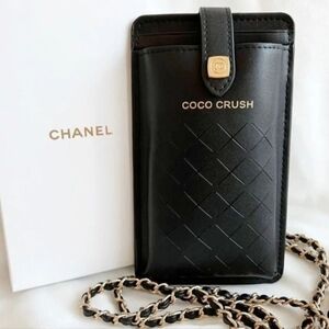 CHANEL Coco Crush Limited Edition Leather Phone Crossbody Bag GWP Item